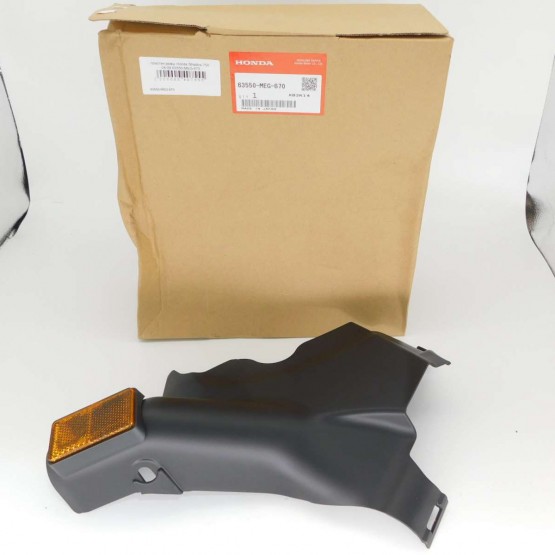 Honda 63550-MEG-670 - пластик рулевой колонки правый Honda 63550-MEG-670 - пластик рулевой колонки правый