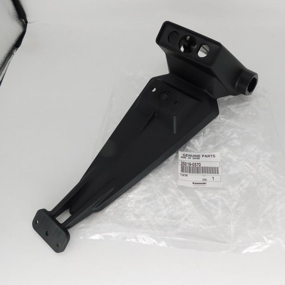 Kawasaki 35019-0570 - крыло заднее