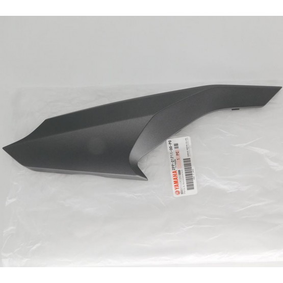 Yamaha 2PP-21711-00-P0 - пластик боковой левый Yamaha 2PP-21711-00-P0 - пластик боковой левый
