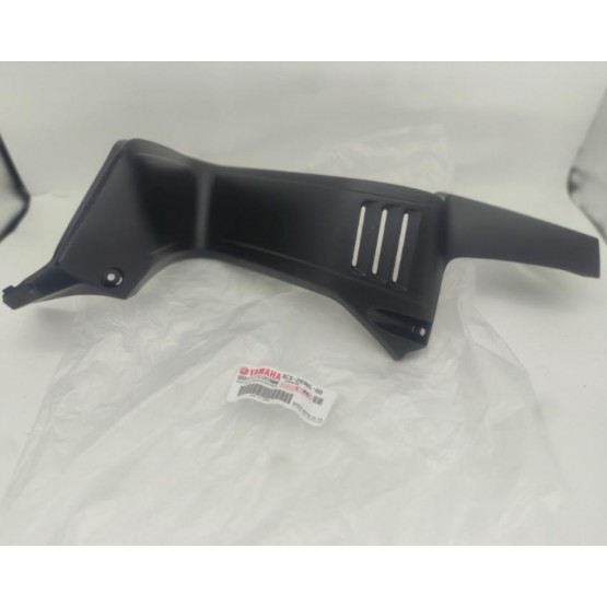 Yamaha 3C3-2836L-00-00 - пластик приборной панели правый Yamaha 3C3-2836L-00-00 - пластик приборной панели правый