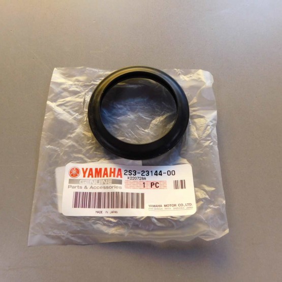 Yamaha 2S3-23144-00-00 - пыльник вилки