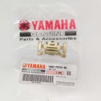 Yamaha 1WD-F5919-00-00 - скоба тормозного суппорта